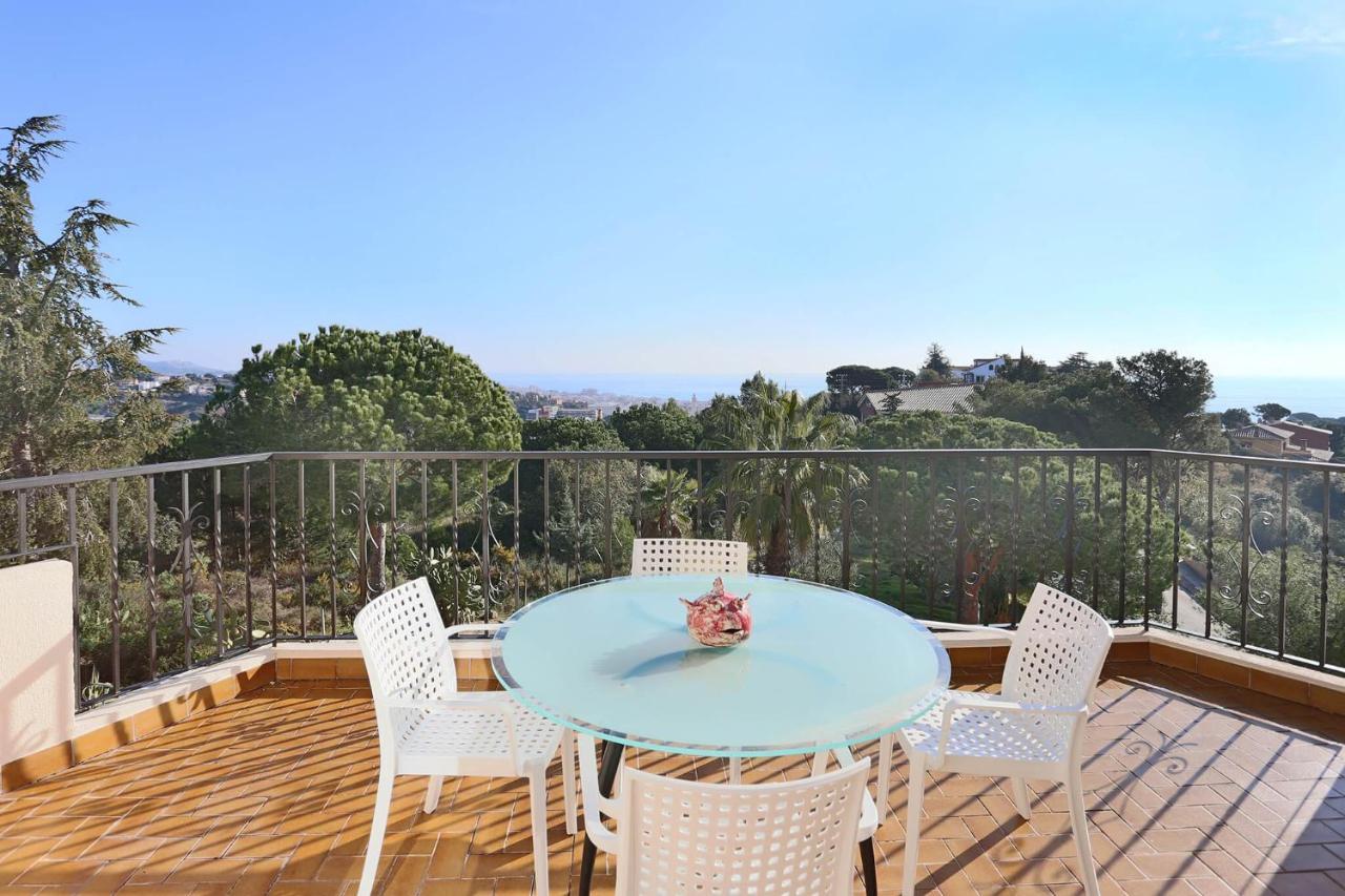 Homestay Villa Estrella - Costa Brava Calella Luaran gambar