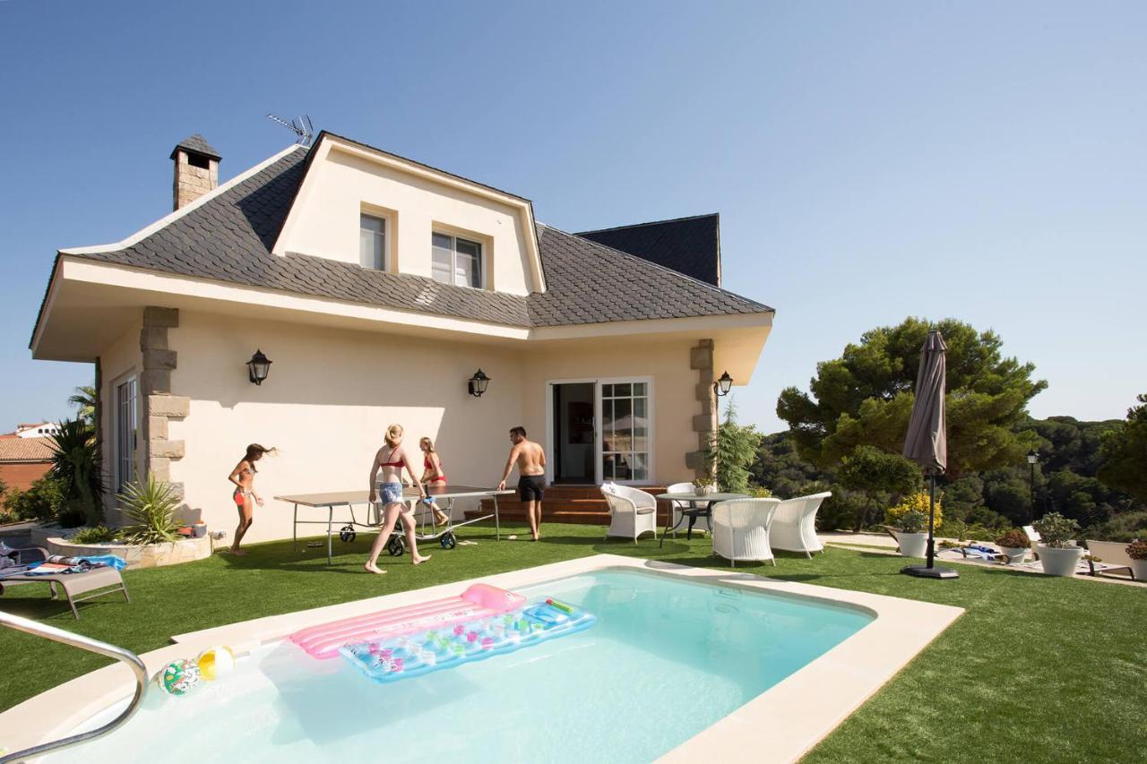Homestay Villa Estrella - Costa Brava Calella Luaran gambar