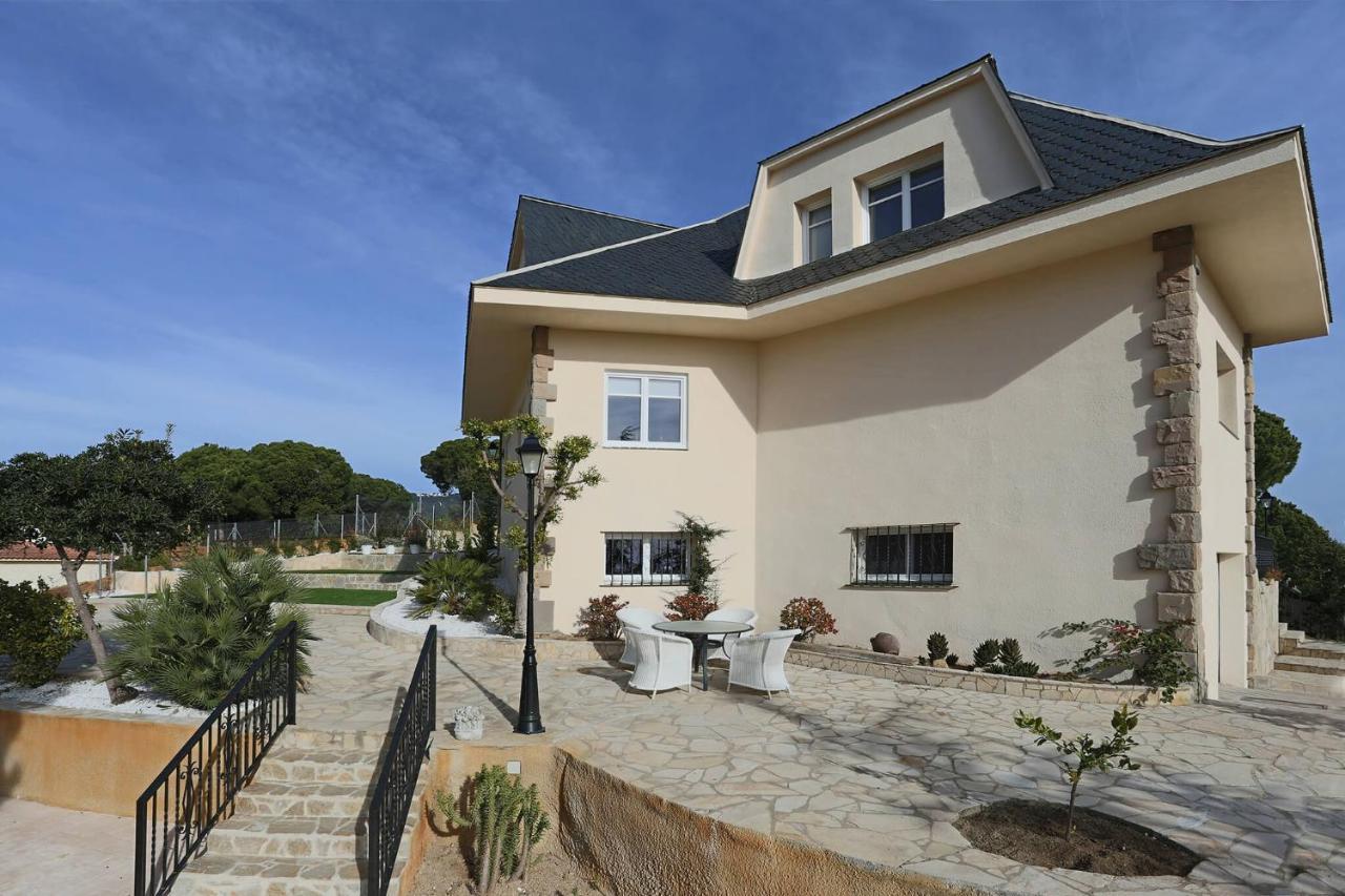 Homestay Villa Estrella - Costa Brava Calella Luaran gambar
